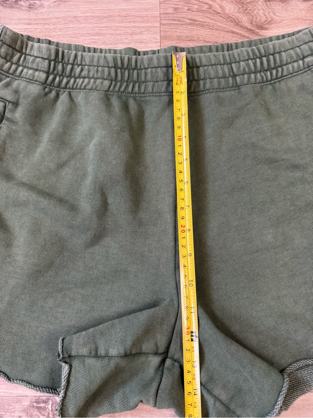 Aerie On My Way! High Waisted Short Sweatshorts in Green Size Large - Picture 6 of 8